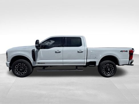 Used 2026 Ford F250 Platinum AWD/4WD image 16