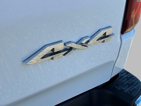 Used 2020 RAM 1500 Laramie AWD/4WD image 12