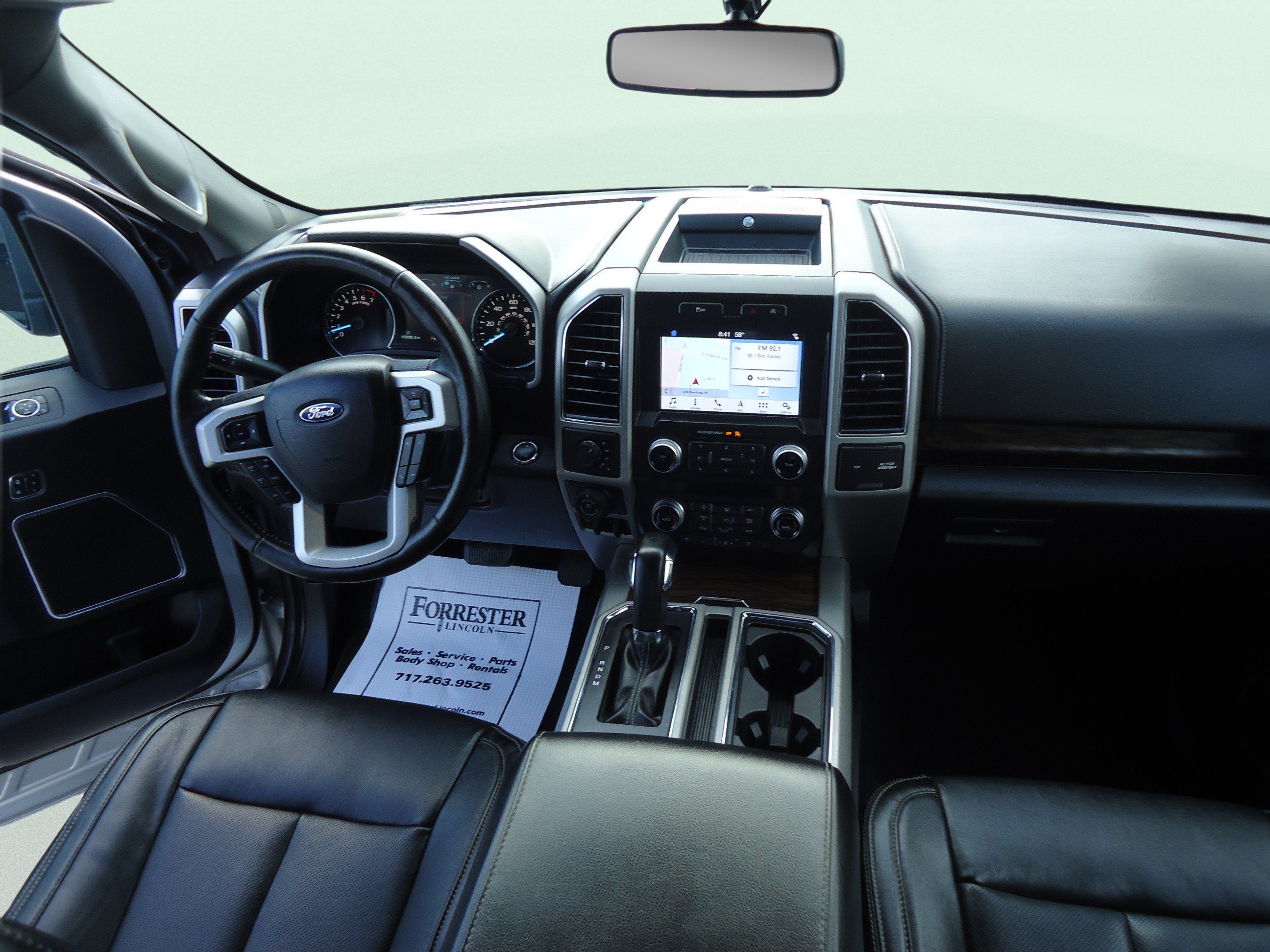 Used 2019 Ford F150 Lariat w/ Equipment Group 502A Luxury AWD/4WD image 12