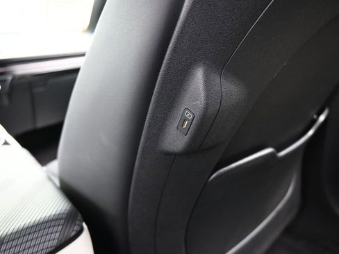 Used 2024 Kia EV6 GT-Line image 41