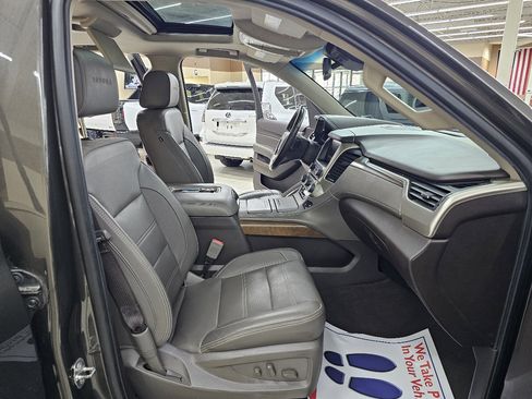 Used 2019 GMC Yukon XL Denali w/ Open Road Package image 21