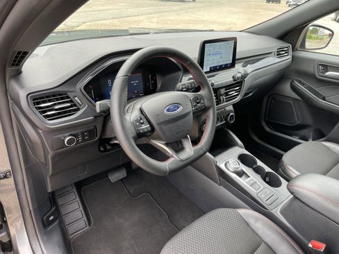 Used 2025 Ford Escape ST-Line AWD/4WD image 13