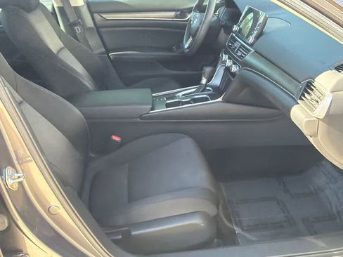 Used 2019 Honda Accord LX image 12