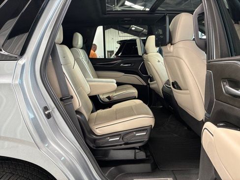 Used 2024 Cadillac Escalade Sport w/ LPO, ONYX Package RWD image 14