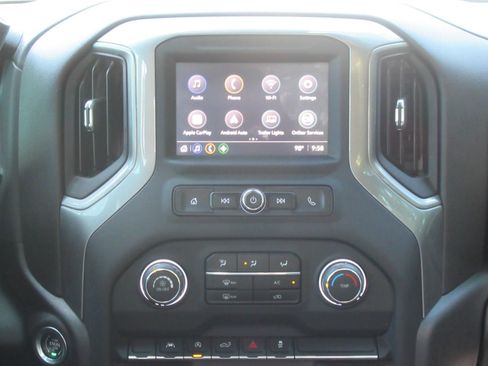 Used 2022 Chevrolet Silverado 1500 Custom AWD/4WD image 15