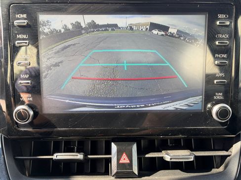 Used 2020 Toyota Corolla SE w/ Carpet Mat Package (TMS) FWD image 21