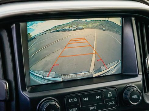 Used 2016 GMC Canyon SLT w/ Driver Alert Package image 27