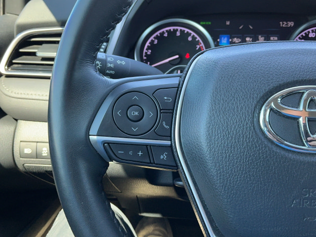 Used 2024 Toyota Camry XLE FWD image 11