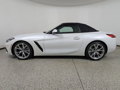 Used 2020 BMW Z4 sDrive30i w/ Premium Package image 4