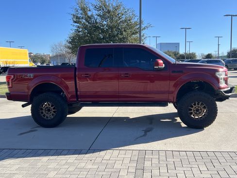 Used 2015 Ford F150 Lariat image 11