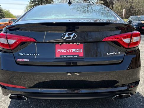 Used 2016 Hyundai Sonata Limited w/ Option Group 04 FWD image 8