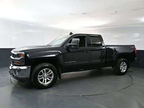 Used 2018 Chevrolet Silverado 1500 LT w/ All Star Edition AWD/4WD image 27