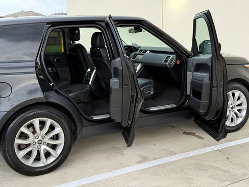 Used 2014 Land Rover Range Rover Sport HSE AWD/4WD image 19