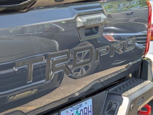 Used 2025 Toyota Tacoma TRD Pro AWD/4WD image 4