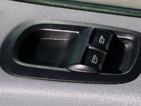 Used 2015 Ford Transit 150 148 Medium Roof image 21