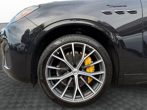 Used 2023 Maserati Grecale Modena AWD/4WD image 9