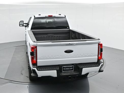New 2026 Ford F250 Lariat w/ Black Appearance Package image 21