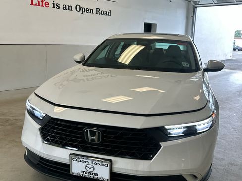 Used 2023 Honda Accord EX image 1
