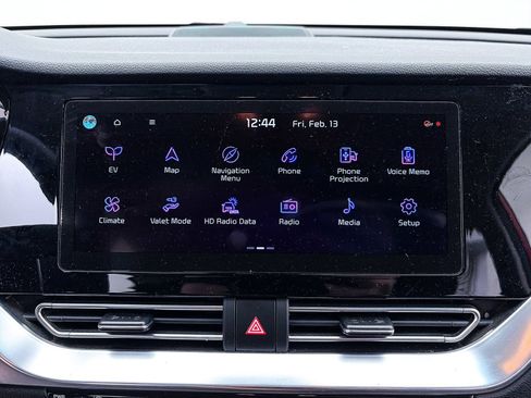 Certified 2022 Kia Niro EX image 21