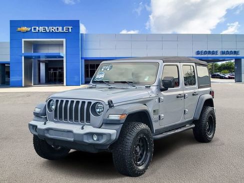 Used 2020 Jeep Wrangler Unlimited Sport AWD/4WD image 2