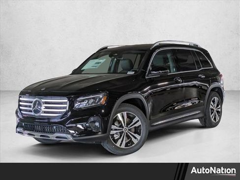 New 2025 Mercedes-Benz GLB 250 image 1