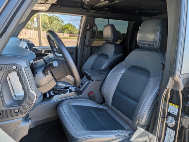 Used 2024 Ford Bronco Outer Banks AWD/4WD image 24