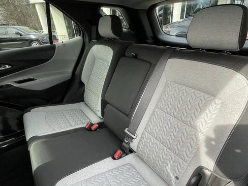 Used 2024 Chevrolet Equinox LT image 24