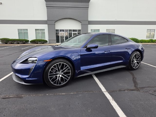 Used 2021 Porsche Taycan RWD image 13