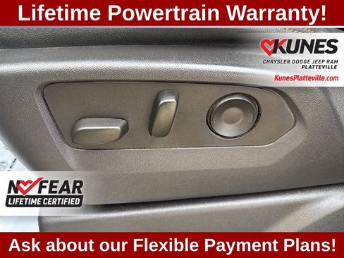 Used 2024 GMC Sierra 1500 AT4 w/ Technology Package image 28