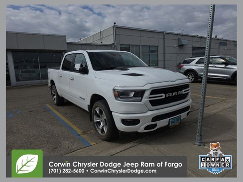 Used 2023 RAM 1500 Laramie AWD/4WD image 1