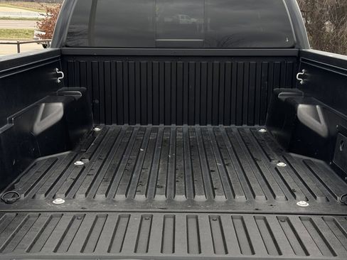 Used 2020 Toyota Tacoma SR5 image 27