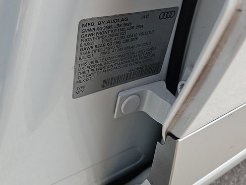 Used 2025 Audi SQ5 Premium Plus image 26