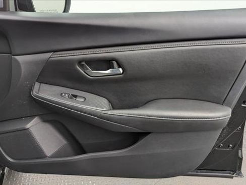 Used 2025 Nissan Sentra SV image 23