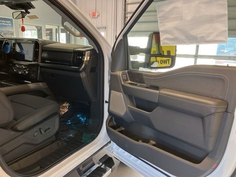New 2026 Ford F350 Lariat image 22