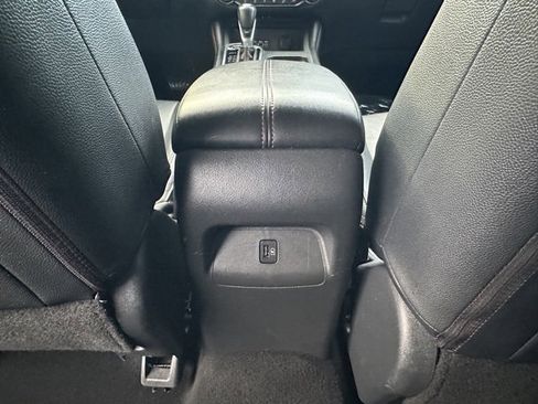 Certified 2022 Nissan Sentra SR image 29