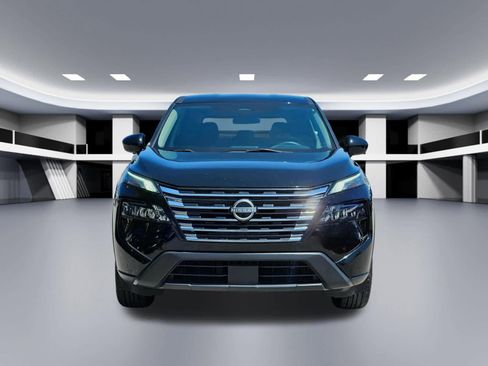 Used 2024 Nissan Rogue SV FWD image 9