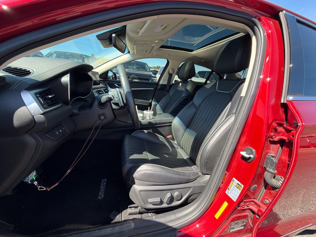 Used 2022 Genesis G70 2.0T w/ Prestige Package AWD/4WD image 6