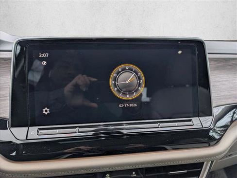 Used 2024 Volkswagen Atlas SEL Premium R-Line image 30