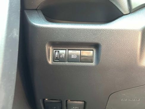 Used 2024 Toyota RAV4 LE AWD/4WD image 36