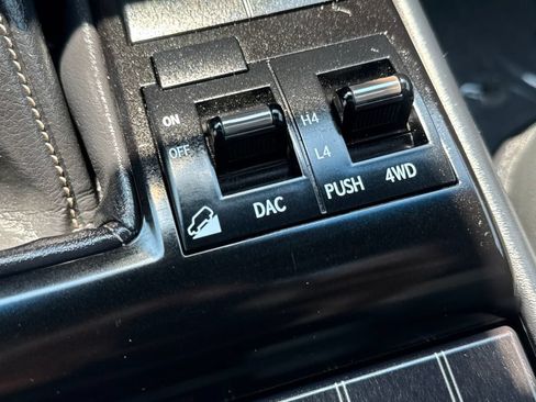 Used 2020 Lexus GX 460 Premium AWD/4WD image 31