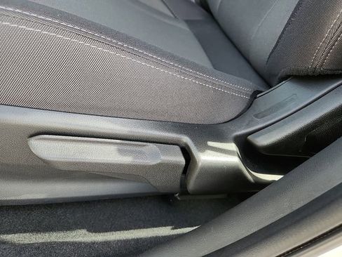 Certified 2025 Subaru Crosstrek 2.0i image 14