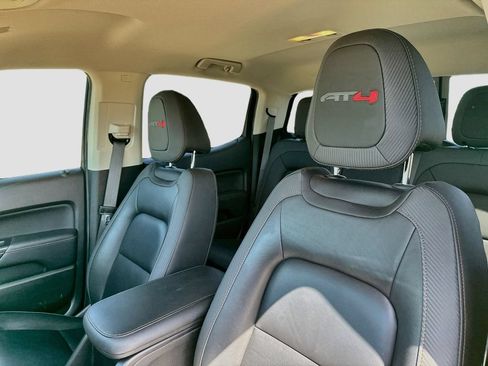Used 2021 GMC Canyon AT4 w/ Driver Alert Package AWD/4WD image 10