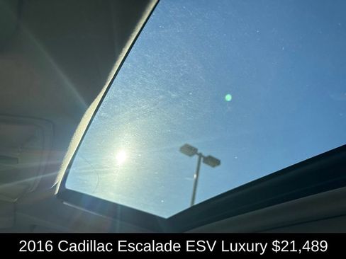 Used 2016 Cadillac Escalade ESV Luxury RWD image 35