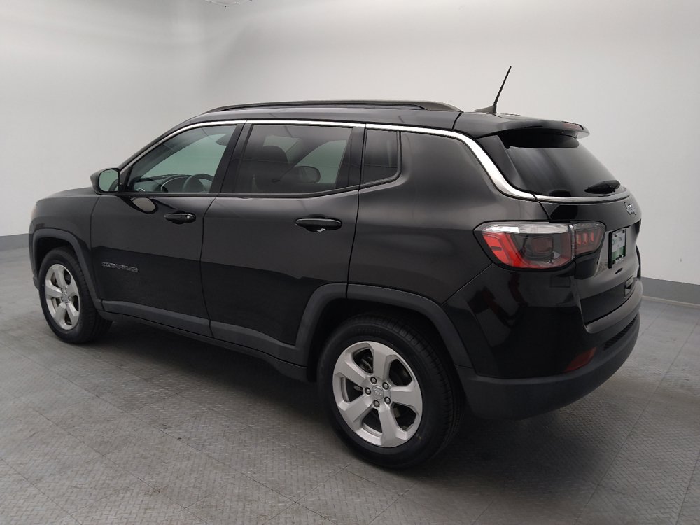Used 2021 Jeep Compass Latitude FWD image 3
