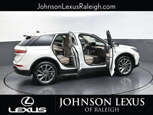 Used 2024 Lincoln Corsair FWD w/ Equipment Group 102A image 23