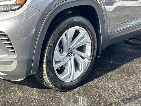 Used 2022 Volkswagen Atlas SE image 30