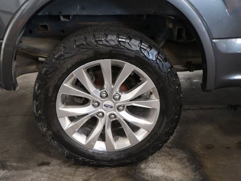 Used 2016 Ford F150 Lariat w/ Equipment Group 502A Luxury image 36