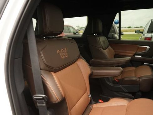 Certified 2025 Ford Expedition King Ranch AWD/4WD image 19