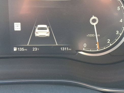 Certified 2025 Genesis G70 3.3T Advanced image 21