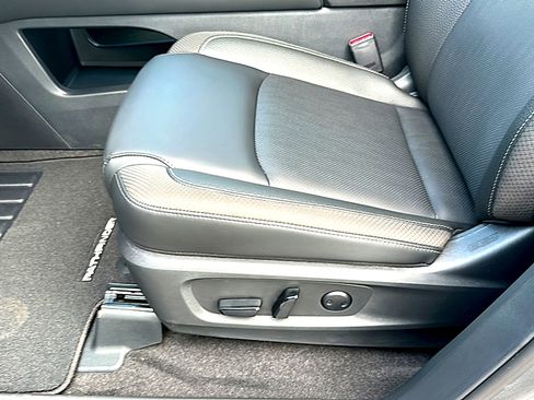 New 2026 Nissan Pathfinder SL FWD image 12